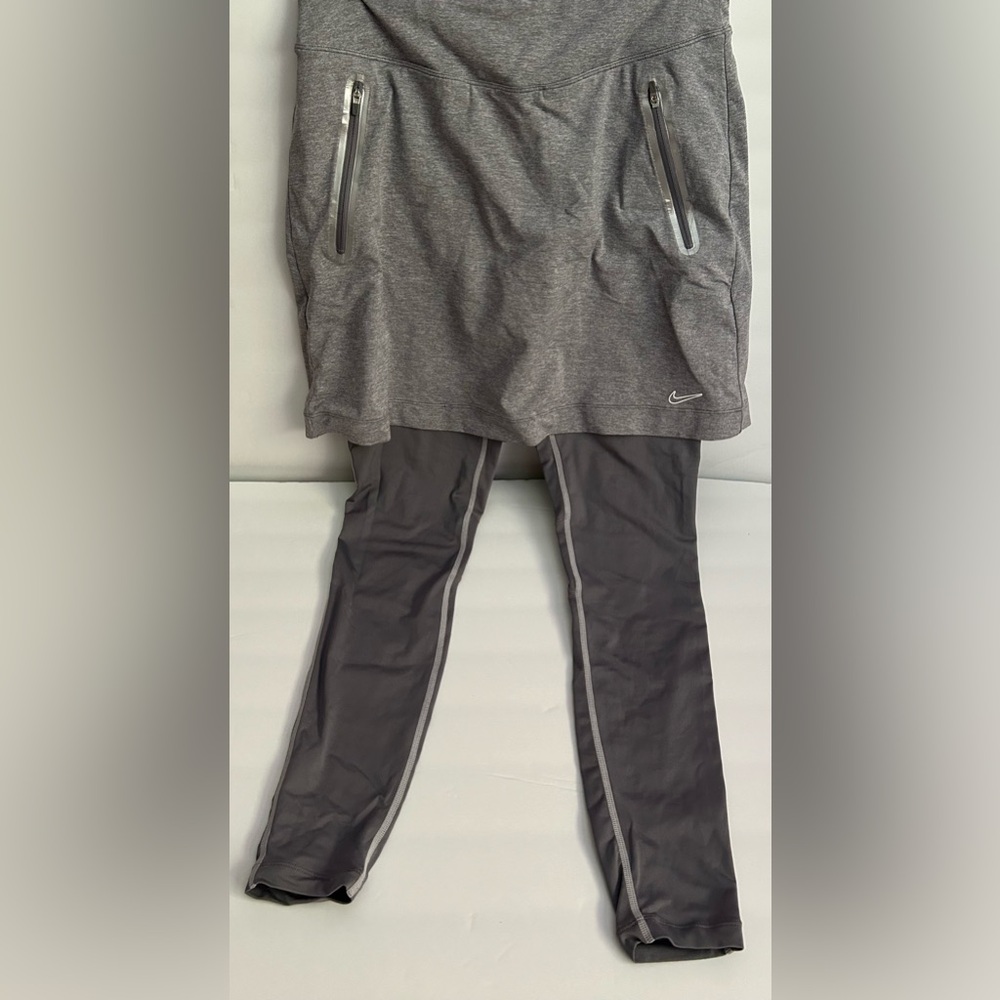 Nike Grey Golf Skirt and Legging Combo